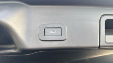 Land Rover Range Rover Evoque 1.5 P300e Dynamic SE 5dr Auto Hatchback